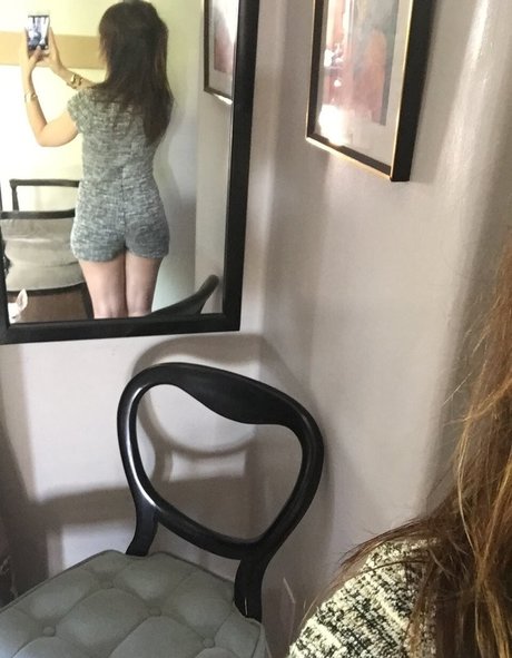 Natasha Leggero erotische nackt foto