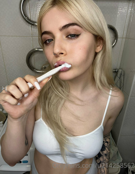 thedakotaa nacktheit exklusive galerien