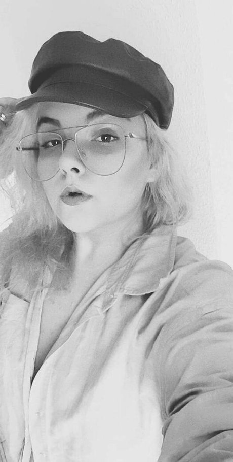 moniiquefox model nette bilder