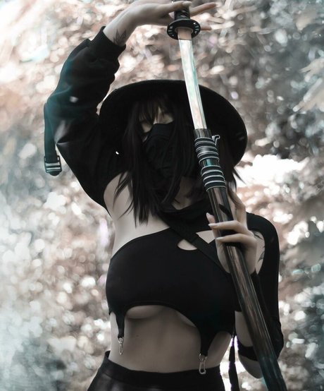 Dolchstosss sexy bild