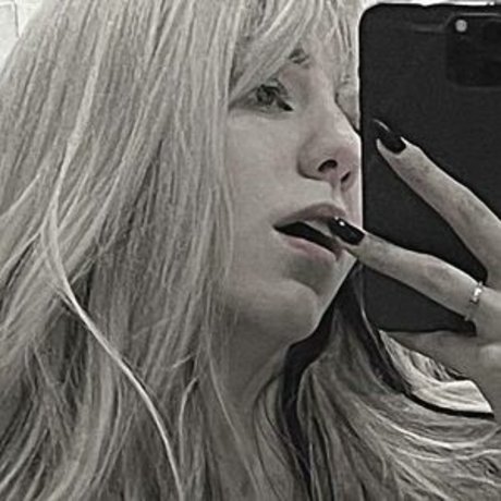 Dolchstosss schauspielerin exklusive foto