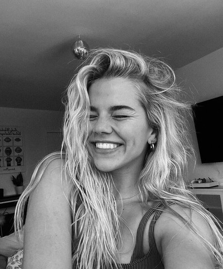 Becca Means beste top galerien