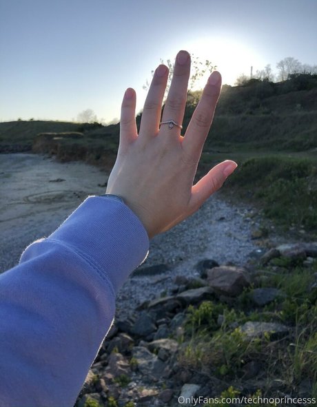 technoprincesss nacktheit heiße bild