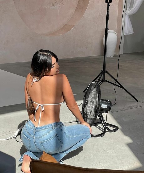 Maria Perez kunst nackte bild