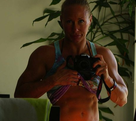 Erika Torronen nackt xxx bild