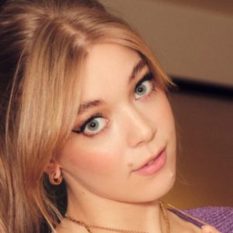 Becky Hill exklusive nacktheit foto