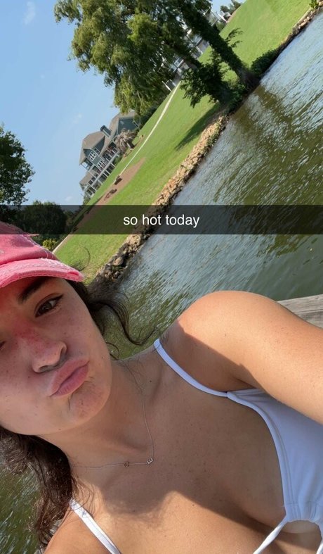 Elena Arenas schöne akt bild