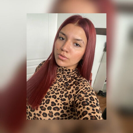 Your little redhead Juli_ hübsche erwachsene galerie