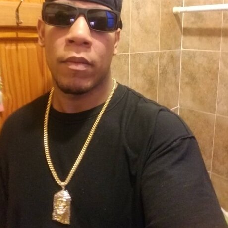 J Pleasurexxx23 nackt xxx bild