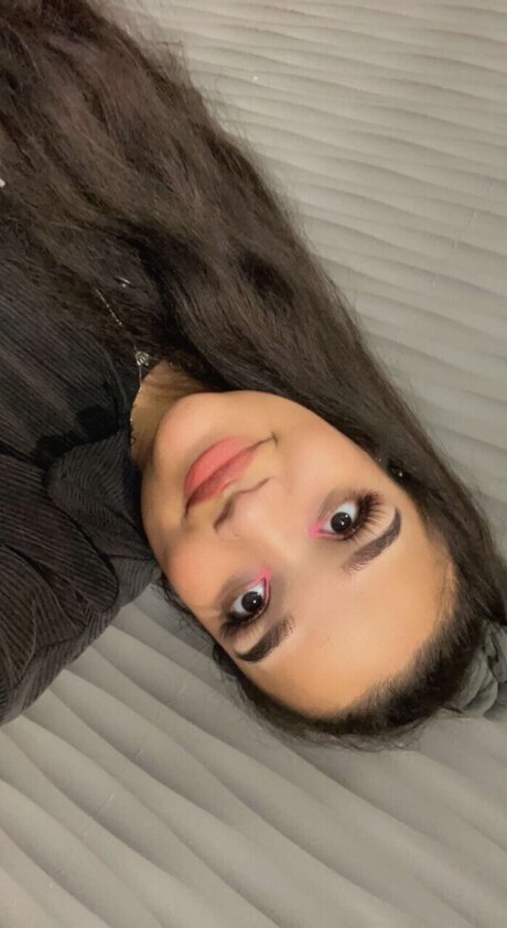 Princess Periwinkle model nackte bilder