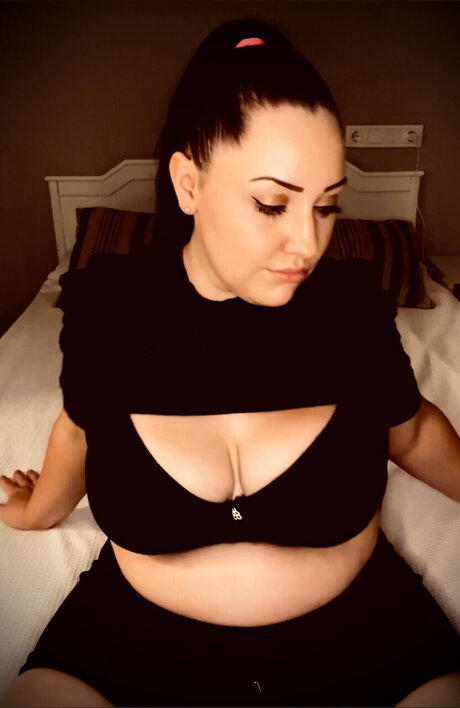 Martine model top bild