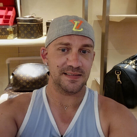 KyHouseHusband erotische freie bilder