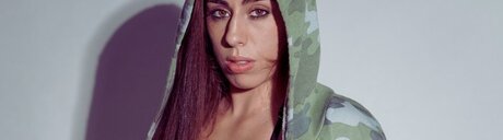 Danielle pitbull erotische perfekte fotos