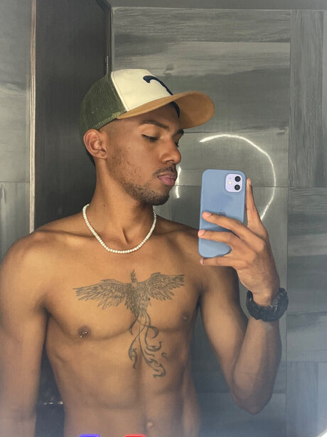 Bryan Daniel sexy perfekte bild