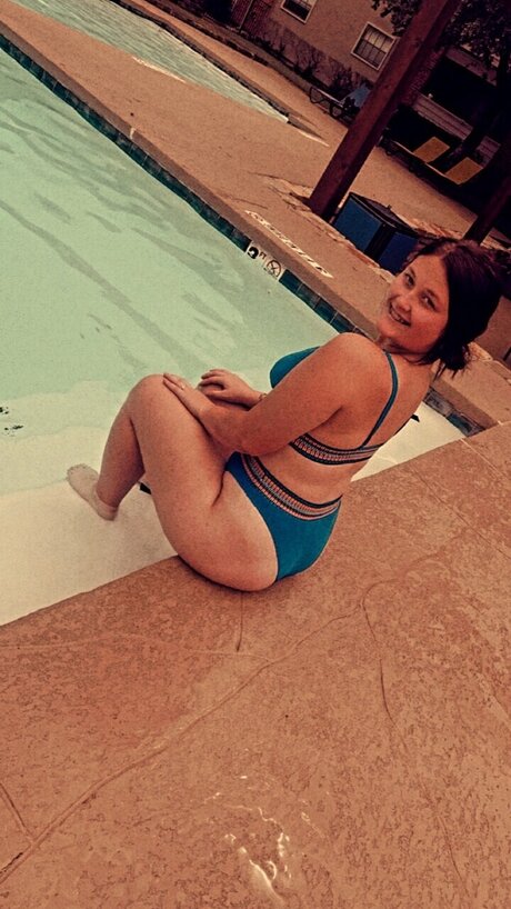 Cassandra Dean kunst erotische galerien