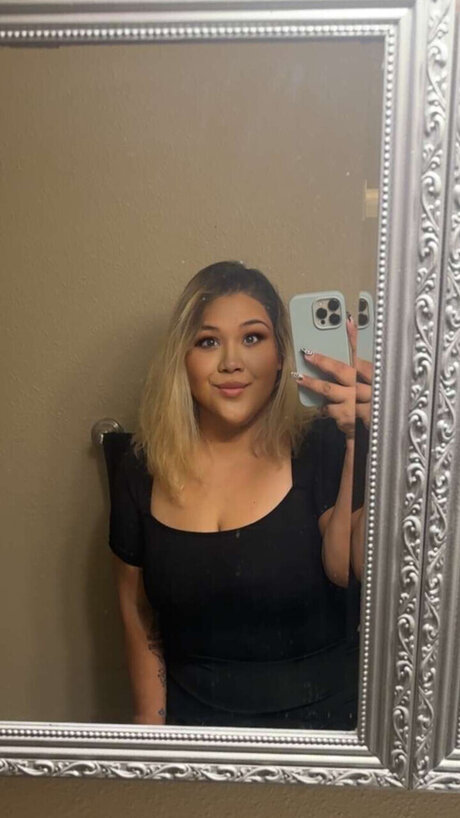 Lolalove92 nacktheit akt bild