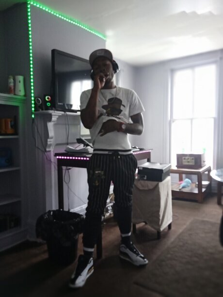 XThaF kSmith_ kunst hübsche galerie