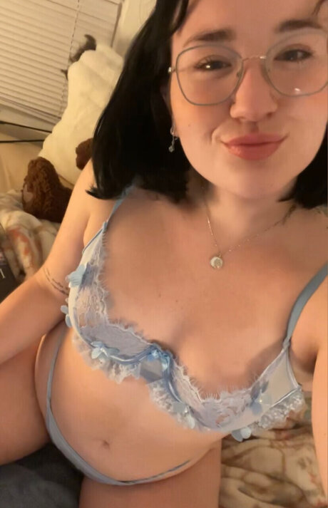 Celeste Lune sexy pornostar bilder