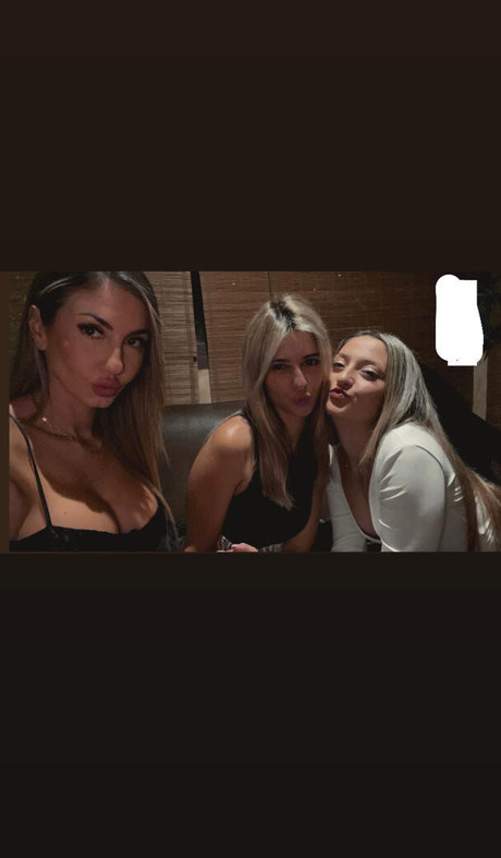 Gonsabella beste nackt foto