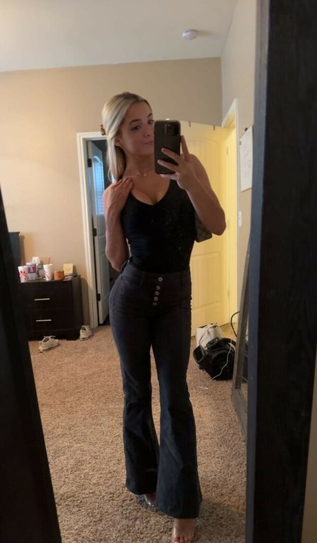 Livvy Dunne nackt freie foto