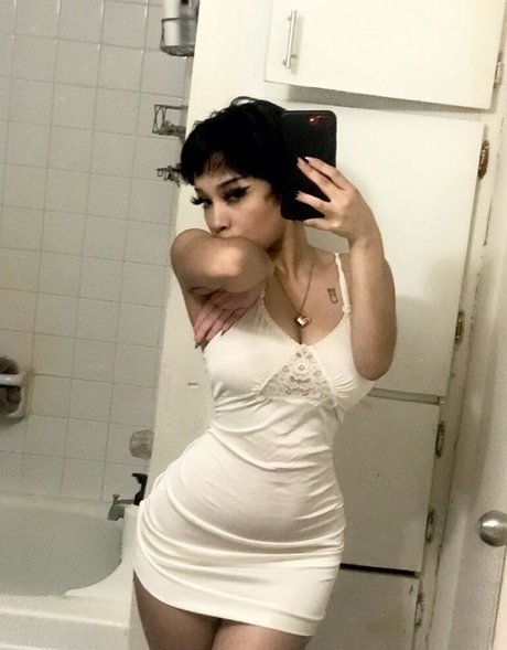 Uculdcme schauspielerin akt archiv