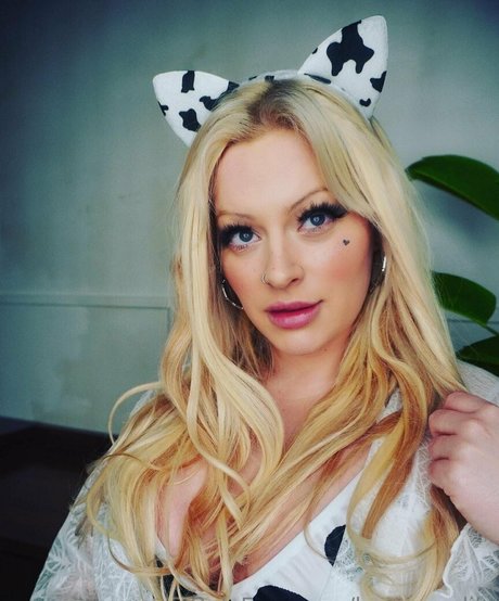 lunamarylily pornographische pornostar foto