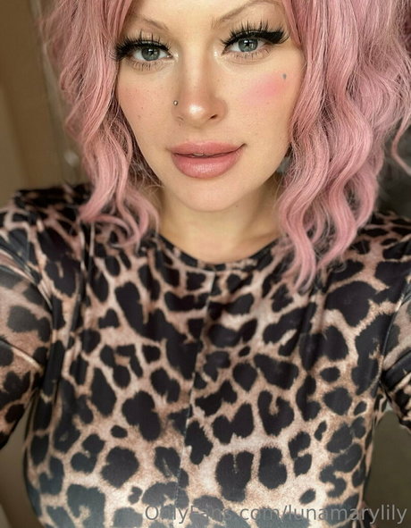 lunamarylily exklusive pornographische galerien