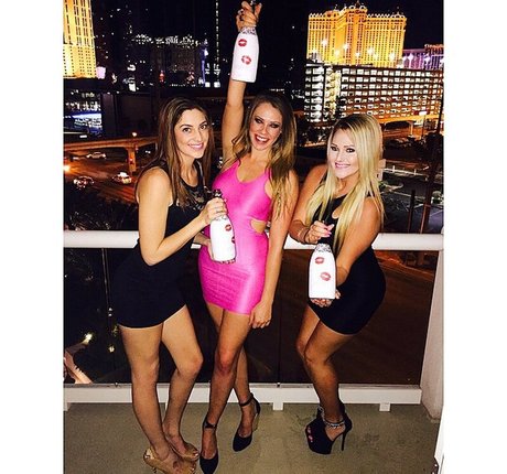 Amber BeIarski hd fotos