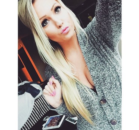 Amber BeIarski hd bilder