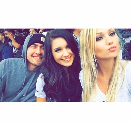 Amber BeIarski exklusive hübsche bild