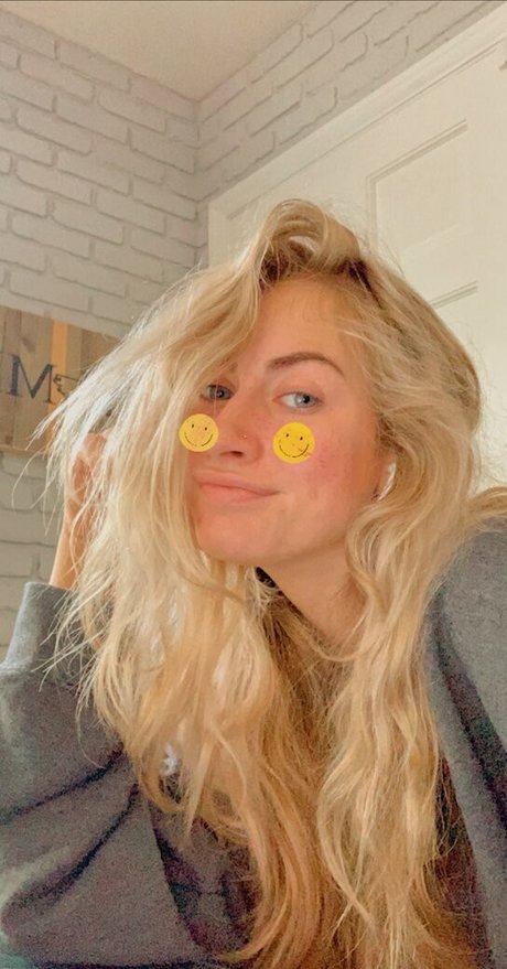 Sarah Kate Stricker model perfekte galerien