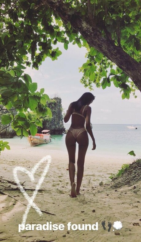 jaruwanzehrer nackt fotos