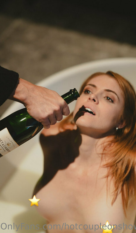 hotcoupleonshow pornostar fotos
