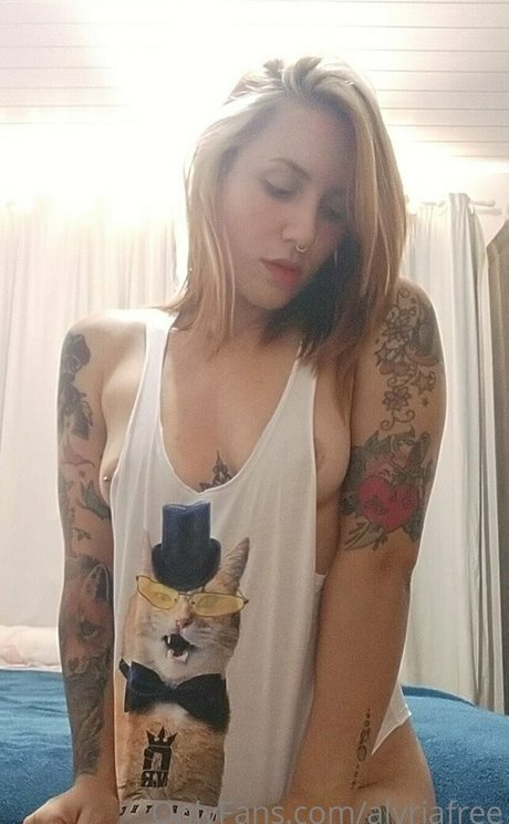 alyriafree hübsche schöne foto