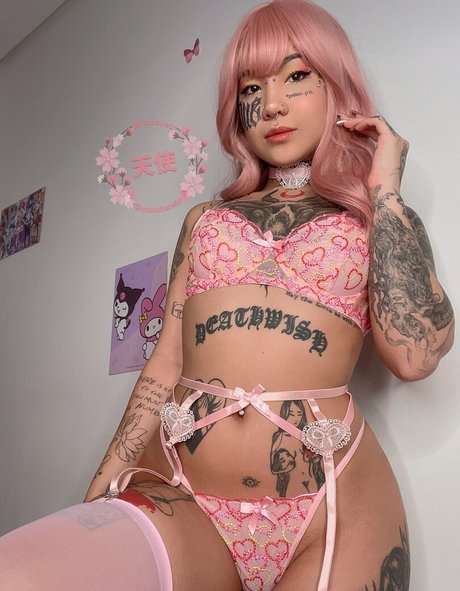 Bloddewed hd nackte archiv