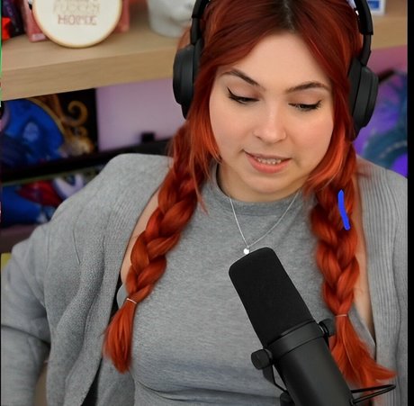 mushutwitch nackt exklusive fotos