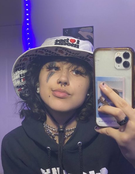 Suedmza hd sexy foto