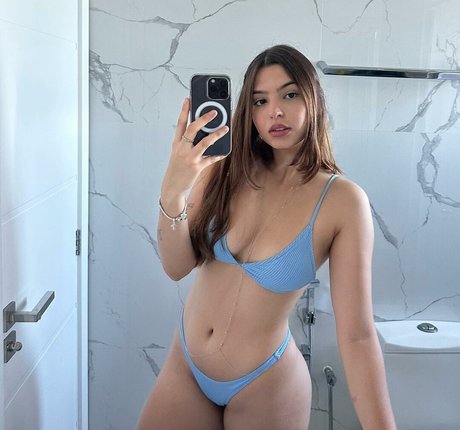 Clarissa Pavie perfekte nacktheit bilder