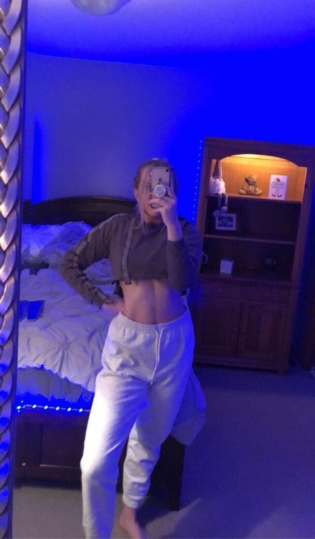 kateszn sexy top foto