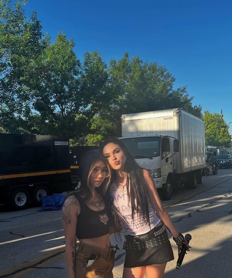 Mikah Tia sexy pornografische bilder