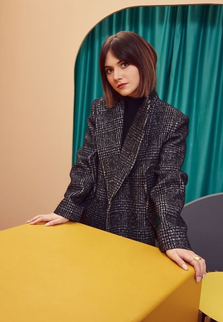 Emilia Jones erotische freie galerien