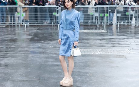 Emilia Jones kunst xxx bild