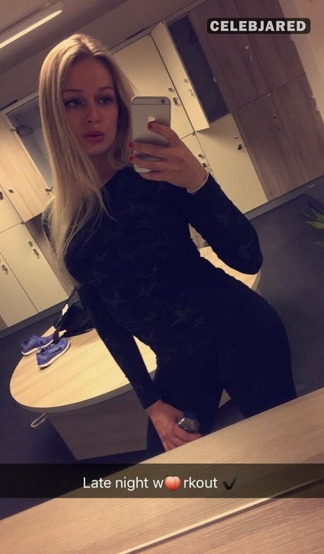 Frederikke Bach nackt sex fotos