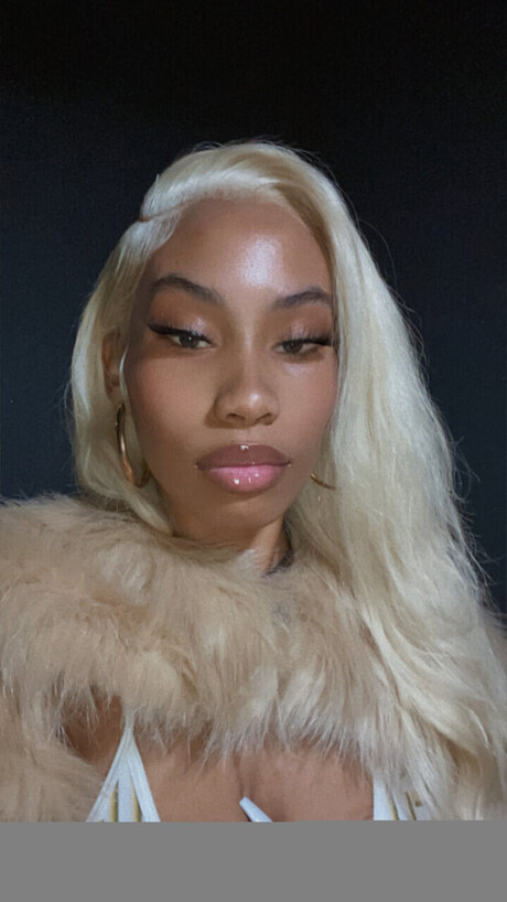 Exxxpen ive The Trophie_ porno erotische foto