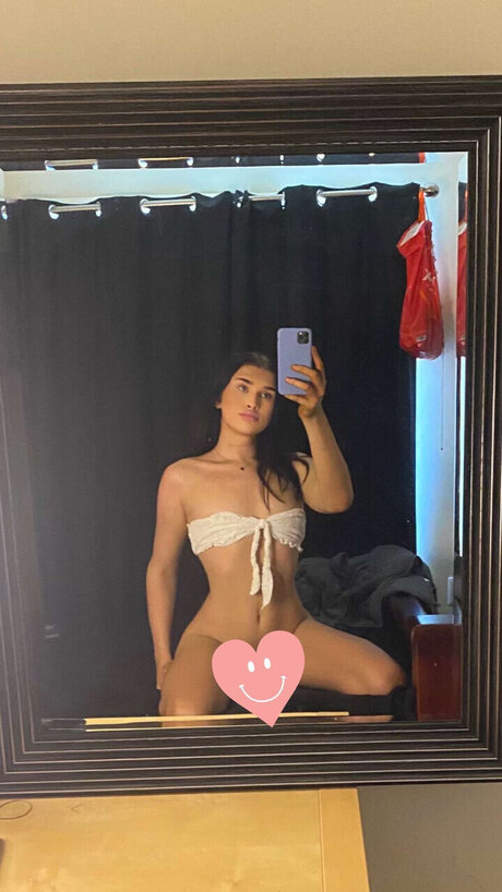 Trans Barbie_ nacktheit akt archiv