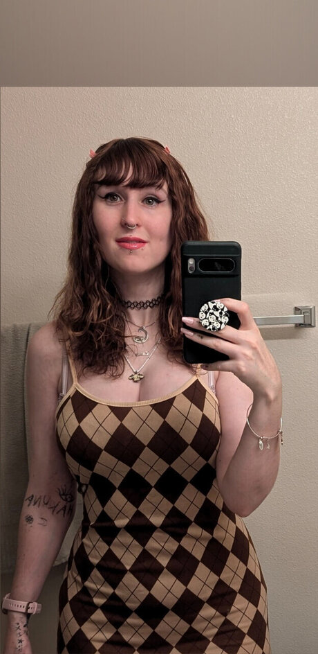 Luna Summerz kostenlose exklusive bild