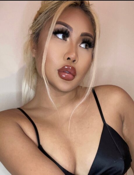 Mrs Morningstar freie nackt fotos