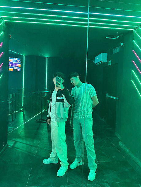 Danndro sexy top archiv