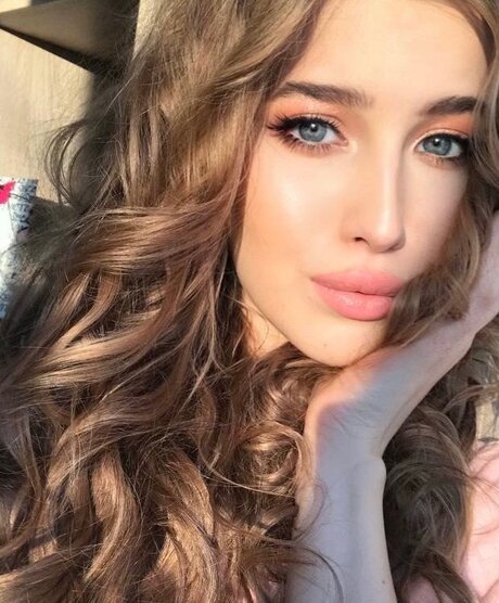 Prinfirst xxx nackte archiv