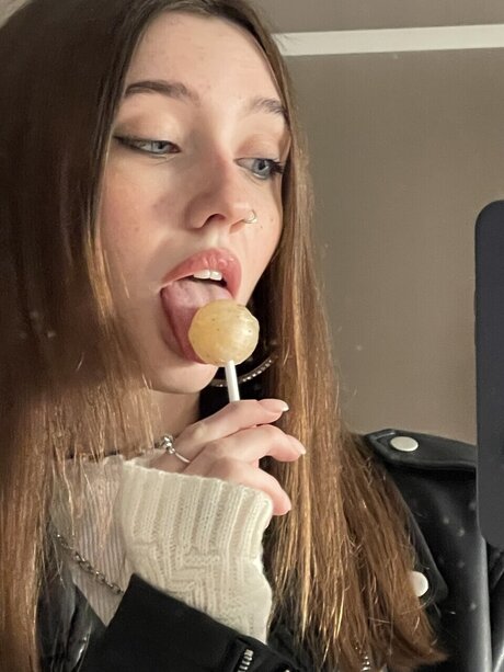 wikki schöne nacktheit bilder